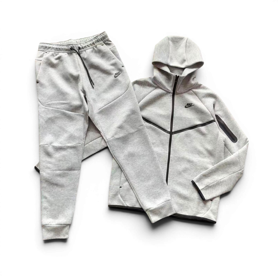 Conjunto de Moletom Nike Tech Fleece Cinza
