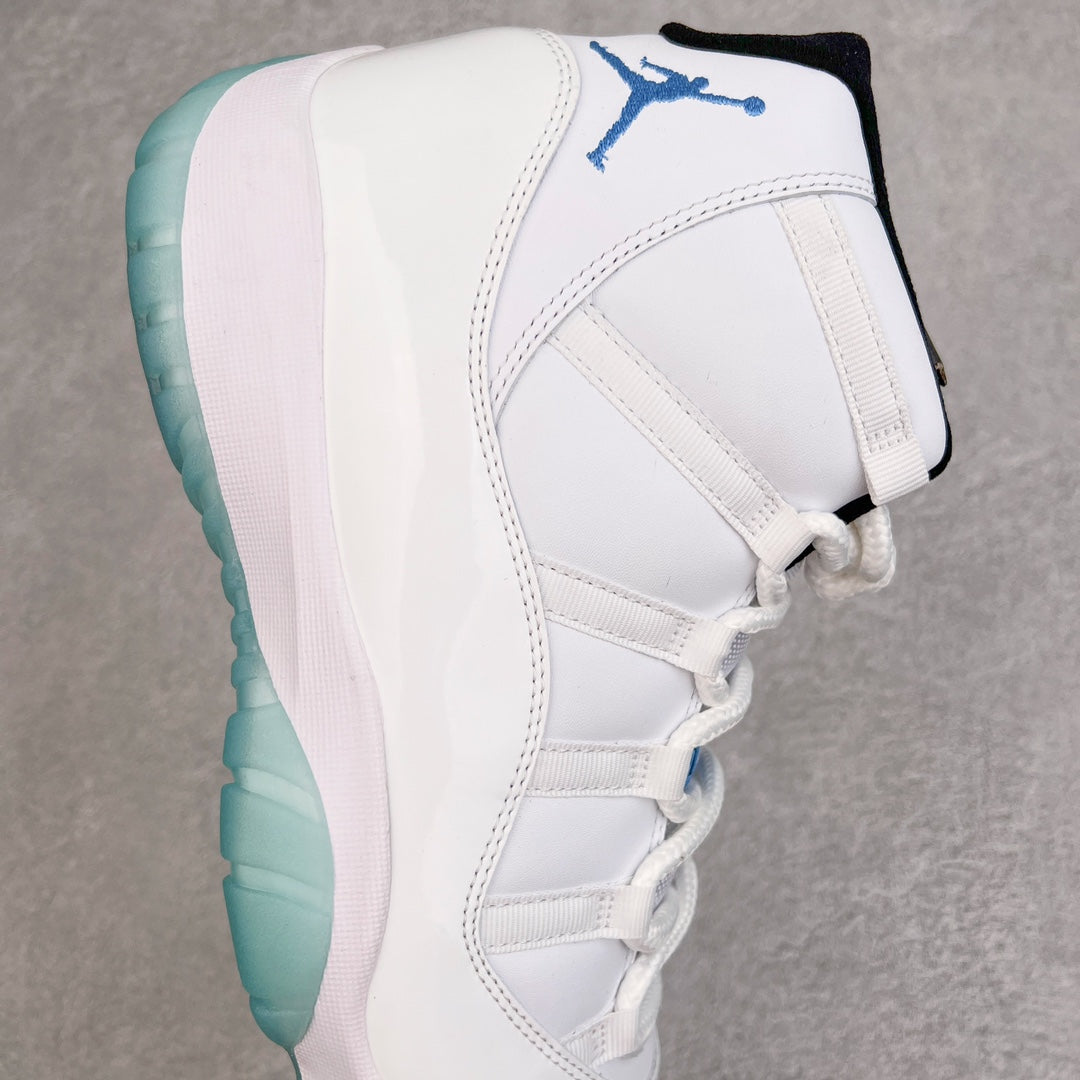 Air Jordan 11 Retro Legend Blue